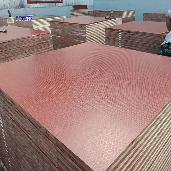 Anti-slip plywood thumbnail 2
